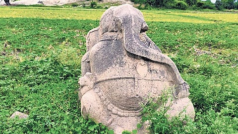 A five-foot-tall stone sculpture of Lord Ganesh found at Rameshwaram Banda  in Sangareddy district. It is estimated to be 900 to 1,000 years old. According to experts, large Ganesh sculptures of this nature are particularly associated with the Rashtrakuta period