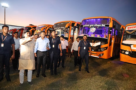 Chief Minister Dr Mohan Yadav is inspecting the buses.