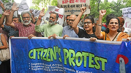 They also alleged that police officials were approaching people who provide paying guest (PG) accommodation, a common arrangement for outstation students and young professionals in Delhi, and asking them to restrain their tenants from participating in the protest.