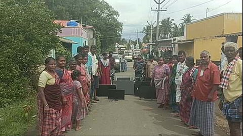 Salem: Residents place damaged electrical appliances on the Chinna Thirupathi-Vellar road during their protest over the high-voltage power supply on Saturday.