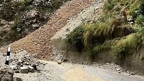 With rain continuing and the risk of further landslides remaining high, the administration halted the Kedarnath pilgrimage until further orders.