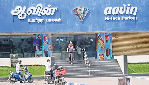 The price of standardised milk (4.5% fat, 8.5% SNF) has risen to Rs 72 to 74 per litre for private brands, against Rs 44 at Aavin outlets and Rs 46 at retail shops for Aavin’s Green Magic. 