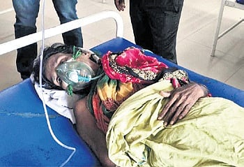 Kasi being treated at Pattamundai SDH after being rescued from floodwaters