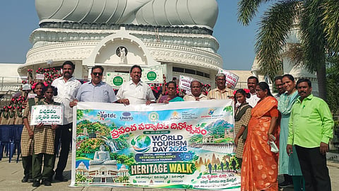 At 9:00 AM, officials flagged off a Heritage Walk from the Archaeological Museum, passing through the historic Amaravati Stupa and concluding at the Dhyana Buddha statue. 