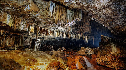 Located 4503 meters above sea level in Meghalya's Cheerapunjee, the 7.2-km long Mawmluh cave is India's 4th-largest cave