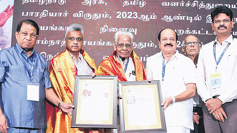 Speaker J C D Prabhakar and other dignitaries at VIT-Chennai on Tuesday.