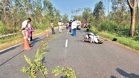 Police cordoning off the crime scene at Hanuman chowk in Keonjhar on Tuesday.