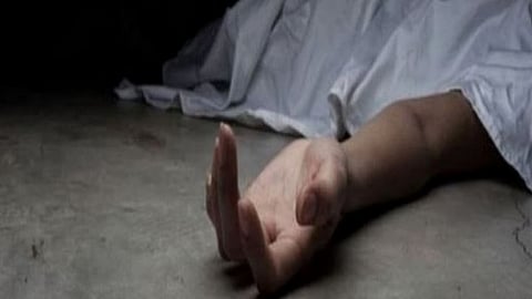 According to preliminary information, diarrhoea cases surfaced in Marthapur on Tuesday after villagers including Surendra attended a feast organised in connection with the post-death rituals of one Bharat Mallik, who had himself died of the water-borne disease. 