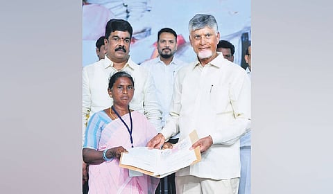 Chief Minister Nara Chandrababu Naidu takes part in the Pedalaku Pattabhishekam programme in Vijayawada on Wednesday.