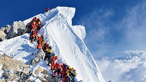 A snaking queue at the Everest summit