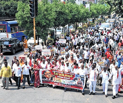 Opposition parties take out rally against SIR, seek CEC's resignation in AP