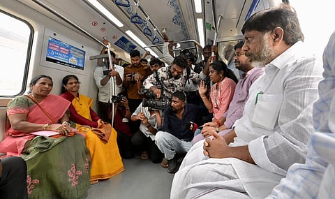 Bhatti Vikramarka, along with Ministers Ponnam Prabhakar, Vivek Venkataswamy and Azharuddin, MP Chamala Kiran Kumar Reddy, MLAs Ganesh and Naveen Yadav, and senior officials, travelled by Metro using the Common Pass from Begumpet Metro Station to Jubilee Hills Check Post.