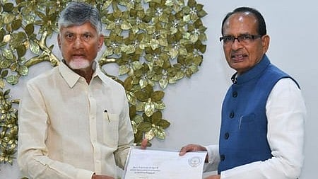 CM Nara Chandrababu Naidu and Union Agriculture Minister Shivraj Singh Chouhan.