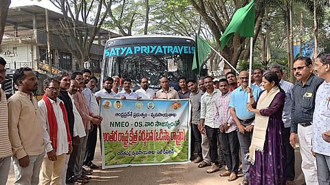 Alluri Sitarama Raju District Collector T Nishanthi flagged off the visit, which will continue until October 8. 