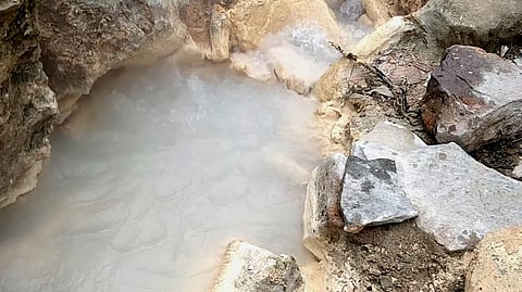 A study by scientists at the Wadia Institute of Himalayan Geology in Dehradun has identified 40 active geothermal springs in Uttarakhand. 