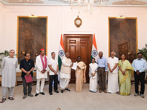 "Vote chori on massive scale": INDIA bloc leaders submits 4-point memorandum to President Murmu