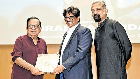 Brahmanandam referred to celebrated poets and writers, including Vemana, Srirangam Srinivasa Rao (Sri Sri) and Dhurjati, highlighting the enduring relevance of their works. 