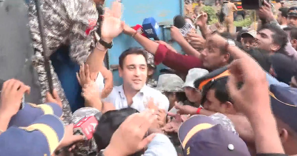 Tushar Gandhi, actor Imran Khan among 400 detained at Mumbai protest backing CJP stir