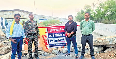 Constable Sumer Chaudhary spreads road safety awareness on NH-39 in Garhwa, Jharkhand, to prevent accidents.