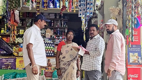 Ketan Garg directed zonal commissioners and public health officials to conduct regular field inspections, identify establishments dumping waste in public places and impose penalties as per regulations. He said shops would be sealed wherever necessary.