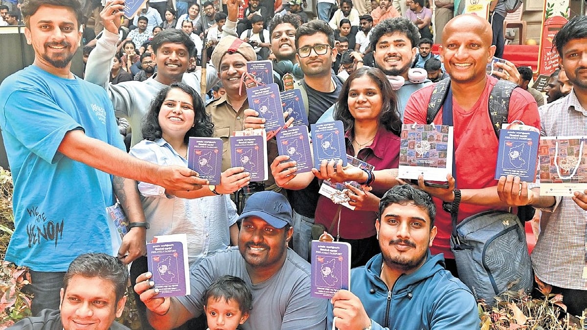 Karnataka Philately Passport draws crowds in Bengaluru