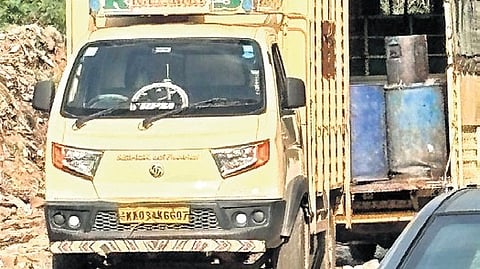 The vehicle owner has been fined for transporting animal waste in Banaswadi.