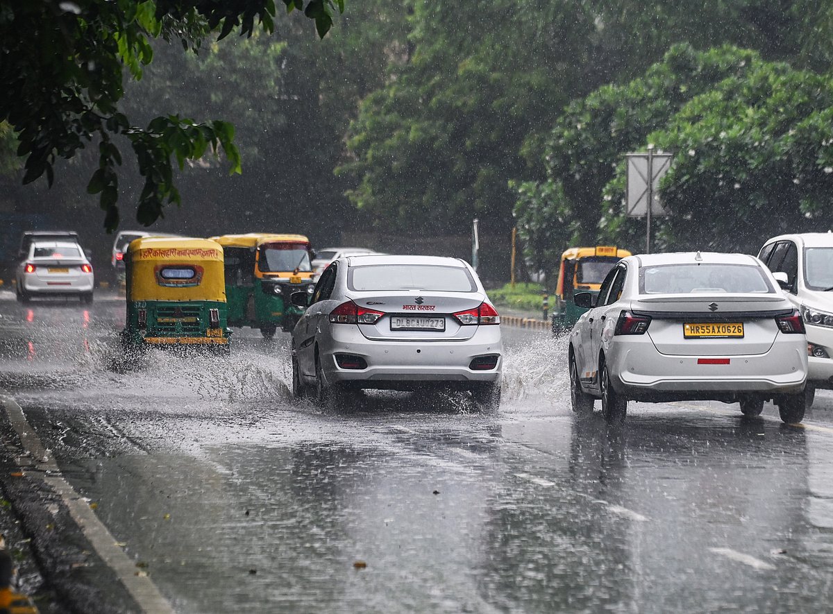 Delhi records highest October rainfall in four years, temperatures dip