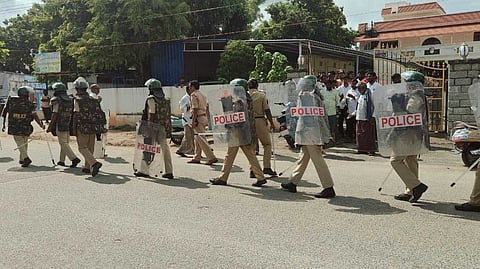 Police interventions, preventive house arrests of senior leaders, and mild lathi-charge were reported from several towns.