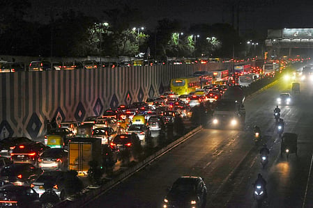 Navratri sees sales of nearly 11.23 lakh auto units over 10 days: FADA