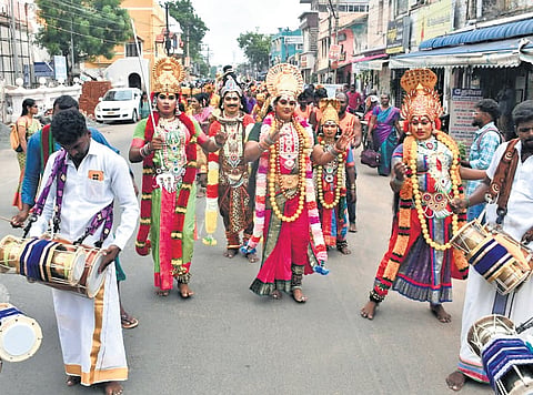 A procession by folk artistes marked the start of the 1,041st Sathaya Vizha of Chola emperor Raja Raja Chola I at Brihadeeswarar Temple on Wednesday 