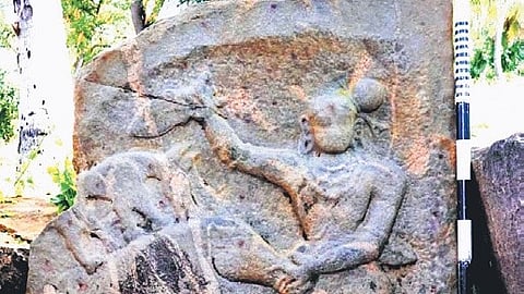 The hero stone at Sottandahalli in Palacode taluk bears an inscription that researchers date to 1299 CE.