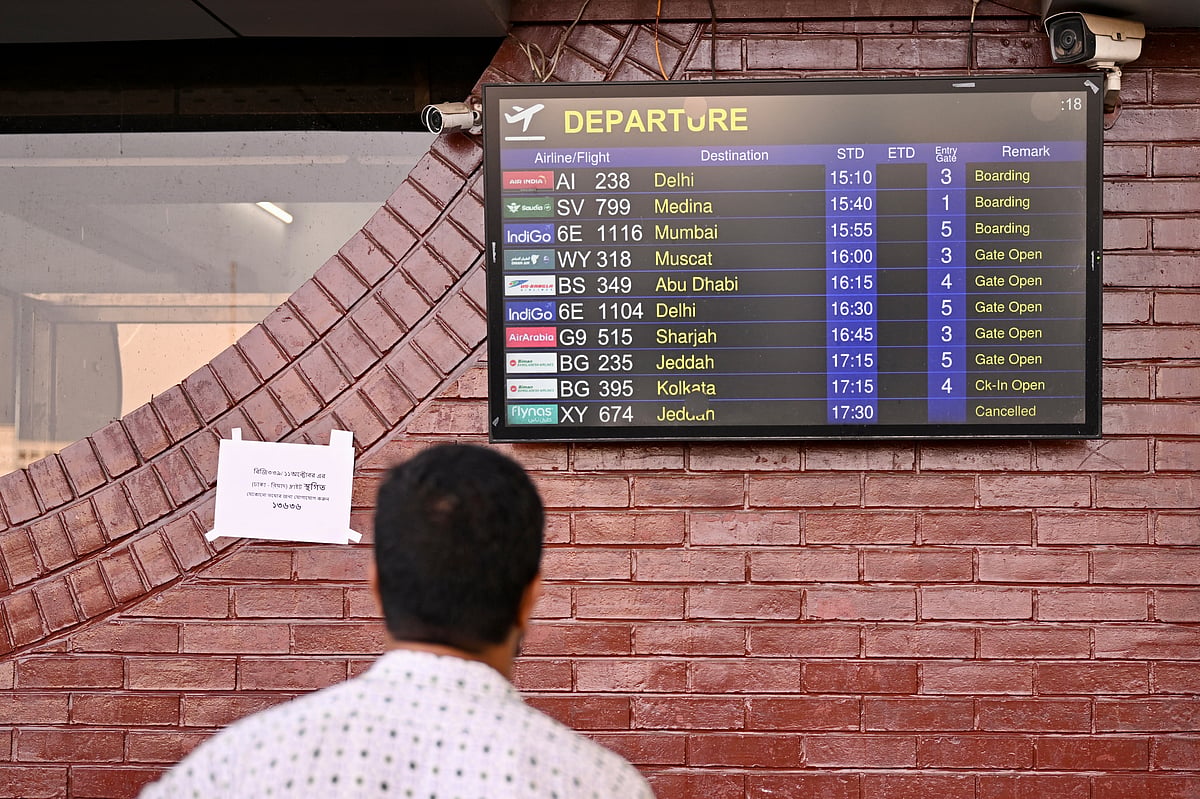 Riyadh airport resumes flights after two - week closure following Houthi attacks