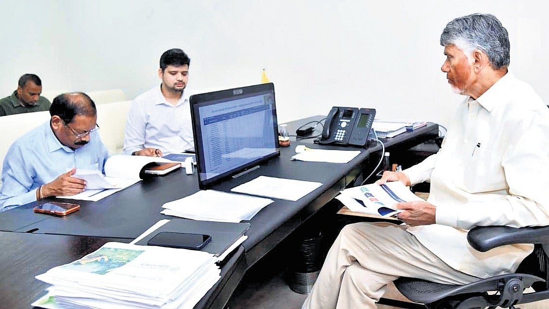 AP CM Naidu orders 24x7 alert as Cyclone Arnab nears coast