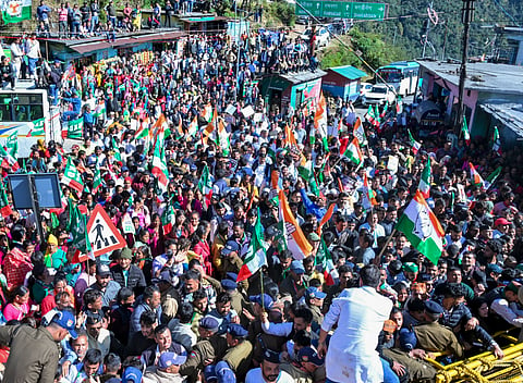  Congress and Uttarakhand Kranti Dal (UKD) activists attempt to 'gherao' the Uttarakhand Assembly as police personnel stop them during a demonstration over issues including unemployment, women's safety, corruption, and the Ankita Bhandari murder case, at Gairsain, in Chamoli district, Tuesday, Oct. 27, 2026. 