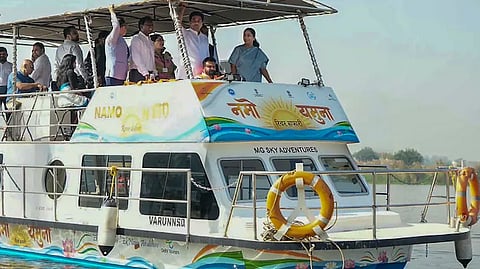 CM Rekha Gupta conducts trial run of the Yamuna cruise service.