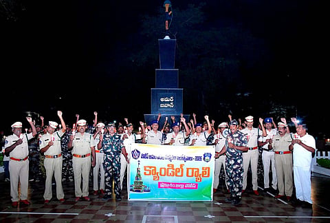 In connection with the Police Martyrs Commemoration Week celebrations, Prakasam Police conducted "Candle light Rally" in Ongole on Wednesday.