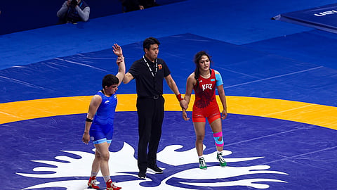 Manisha Bhanwala (L) after her triumph in the semifinal on Thursday