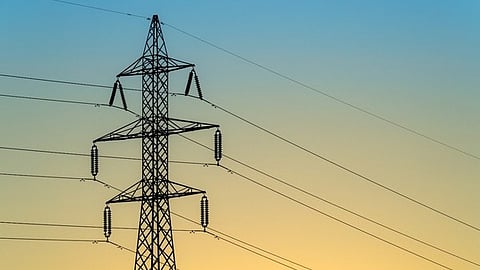 Despite intermittent rain, peak-hour consumption has been hovering around 4,900 MW for the past two weeks. 