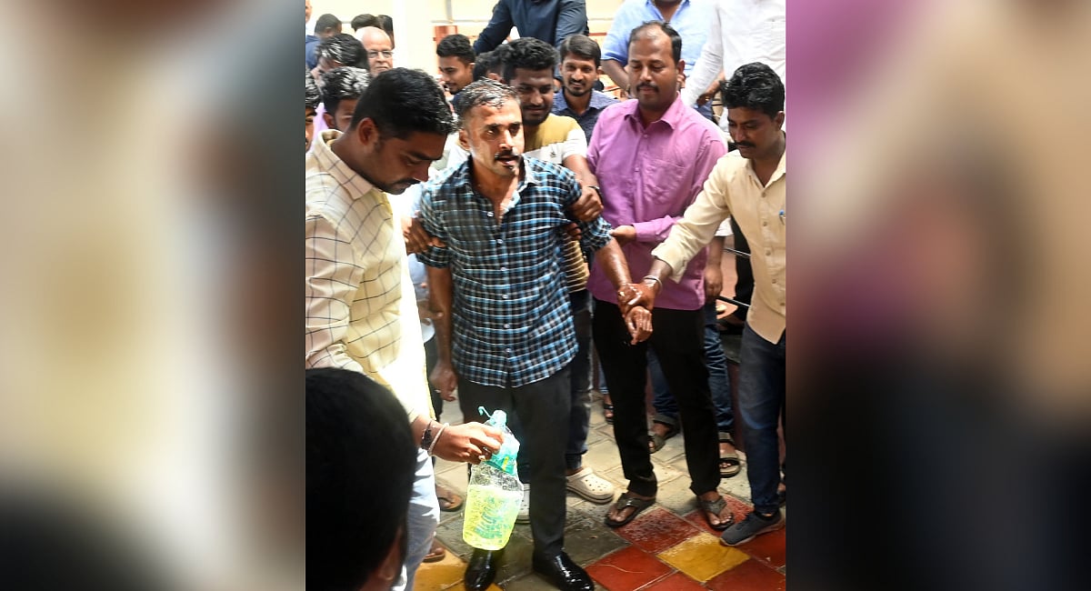 Protests in Davanagere over Gayatri Siddeshwara’s candidacy
