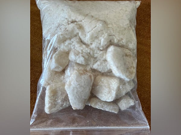 Gujarat Drug Bust: Police Seize MD worth Rs 14 Lakh, 427 kg of ...