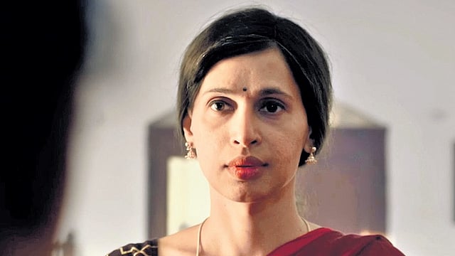 'Neela Nira Sooriyan' movie review An effective dialogue between a