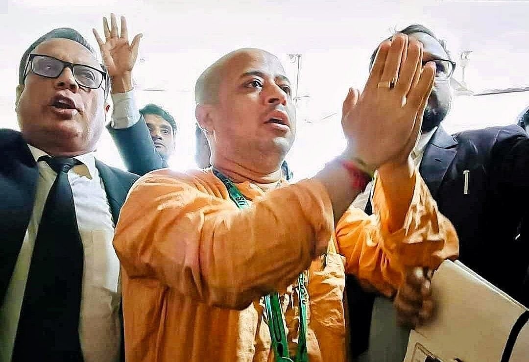 india-condemns-arrest-of-hindu-monk-chinmoy-krishna-das-bangladesh
