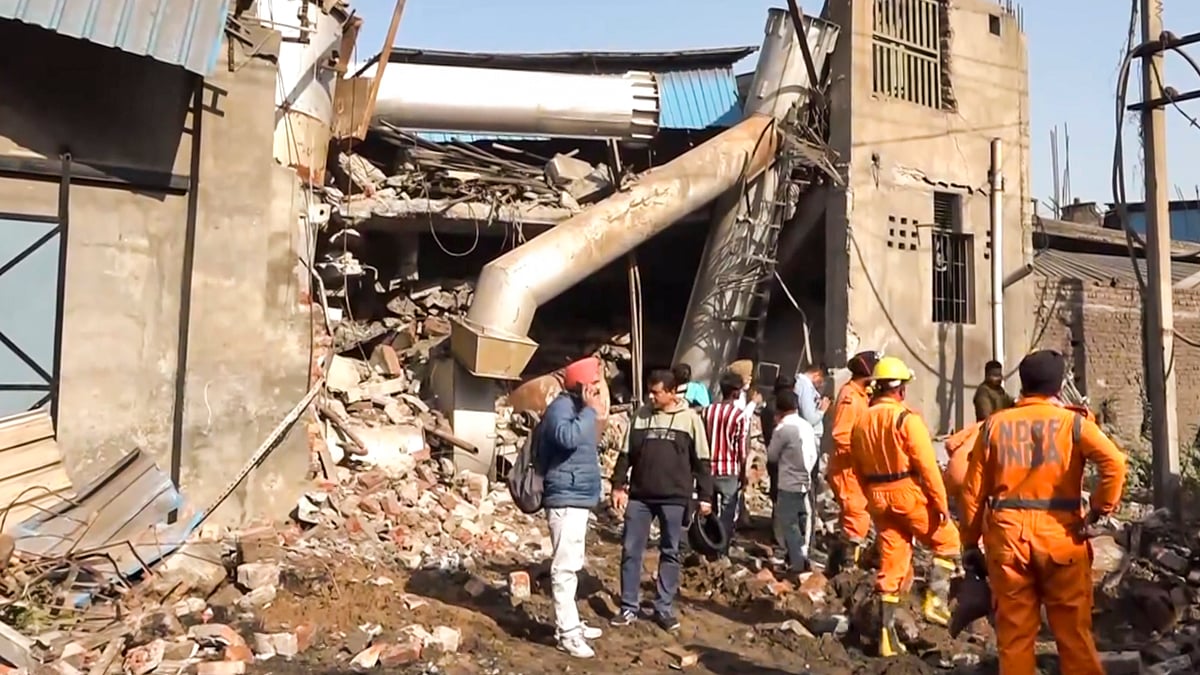 Ludhiana factory collapse: Two dead as rescue operation continues ...