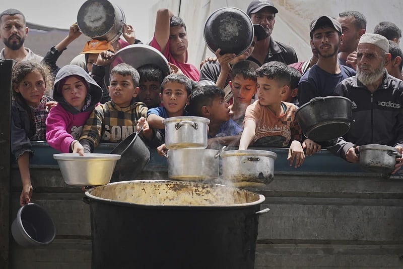 https://cf-images.assettype.com/newindianexpress/2025-05-03/6uoi04w1/Gaza-children.webp?w=1200&h=675&auto=format%2Ccompress&fit=max&enlarge=true