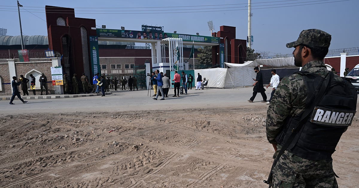 Pikstan Ranger Pakistan Ranger apprehended by BSF from international border in Rajasthan