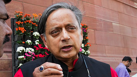 Shashi Tharoor and Banshi Saboo win 21st P. Kesavadev Awards
