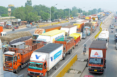 Commercial vehicle drivers in Odisha launch state-wide protest, affects ...