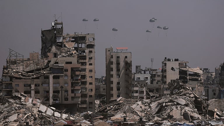 Dozens killed by IDF while seeking food in Gaza as US envoy heads to Israel