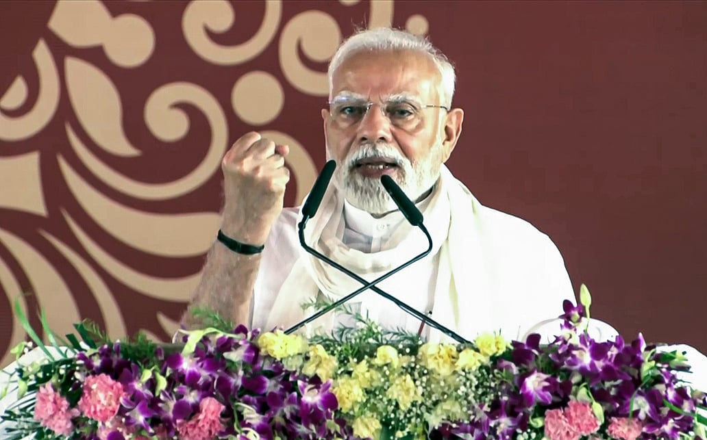PM Modi takes veiled jab at Trump’s 'dead economy' remark, asks ...