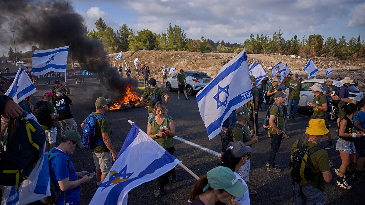 Israel's growing frustration over Gaza war erupts in nationwide protests